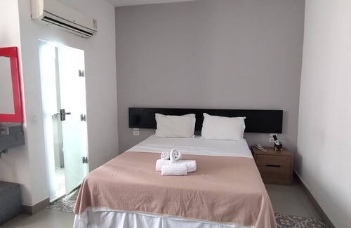 Gloria Hotel | HOTEL MONTE CASTELO LTDA.