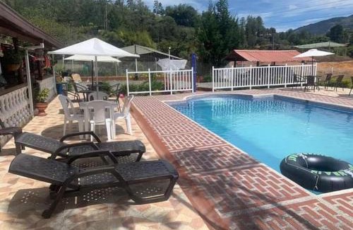 El Penol Hotel | Hotel Muelle De María ángel