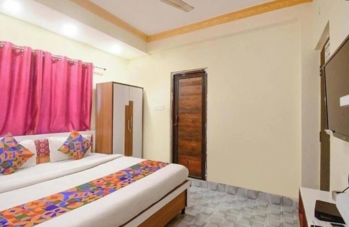 Kolkata Hotel | Hotel New Om Shanti International