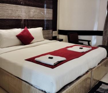 Stuart Hill Hotel | Hotel New Rajdarshan