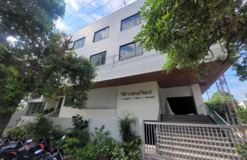Gomti Nagar Hotel | Hotel Nirvana Nest