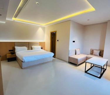 Gomti Nagar Hotel | Hotel Nirvana Nest