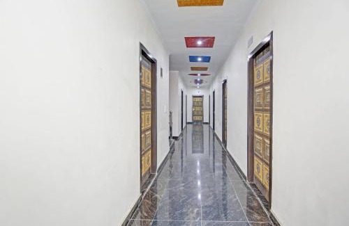 Delhi Hotel | Hotel O A.j Guest House