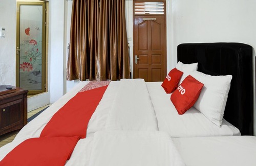 Balige Hotel | Hotel O Karisma Residence
