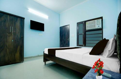 Kishangarh Hotel | Hotel O Nayagaon Vikas Nagar