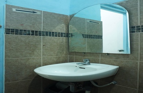 Kalimantan Hotel | Hotel O Pondok Puti Sartika SyariahNearPasar Jum'at Aluh Aluh