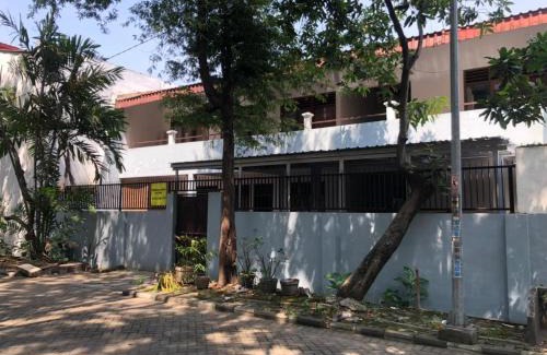 Surabaya Hotel | Hotel O Rumah Oma Syariah