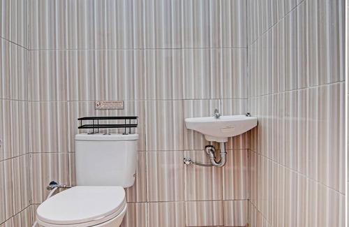 Pekanbaru Hotel | Hotel O Sartika Gh Syariah