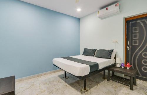 Farooq Nagar Hotel | Hotel O SG TRINETRA RESIDENCY
