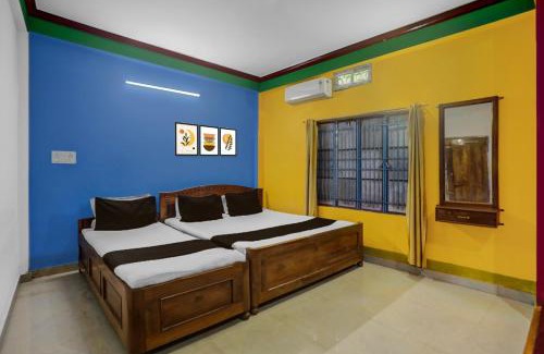 Madari Hat Hotel | Hotel O Trinayani Homestay