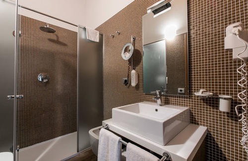 Dossobuono Hotel | Hotel Opera'