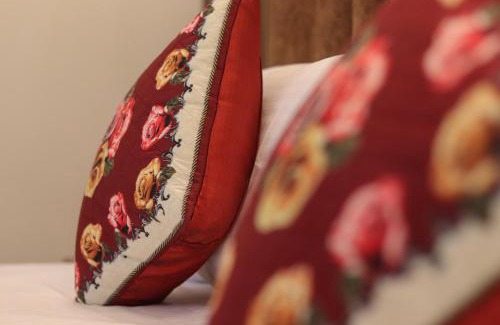 Lansdowne Hotel | Hotel Orchid Tree