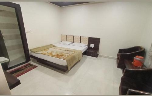 Pachmarhi Hotel | Hotel Paradise Stays