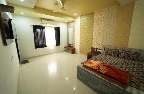 Amet Hotel | Hotel Pawar Palace And Restaurant
