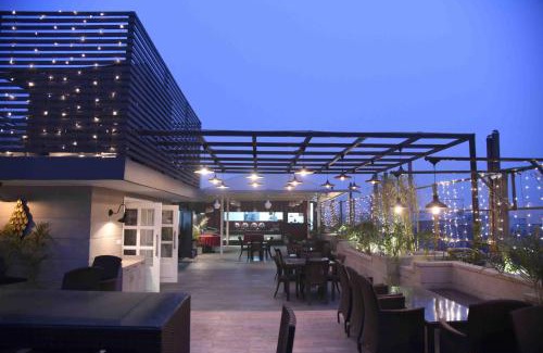 Naraina Hotel | Hotel Picasso Prive Naraina Delhi - Couple Friendly Local IDs Accepted