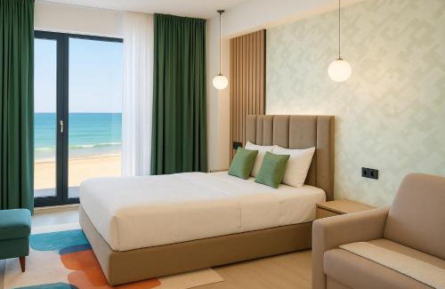 Eforie Nord Hotel | Hotel Poem - Roof Top Pool & Panoramic Sea View