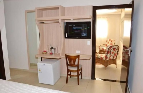 Carlopolis Hotel | Hotel Portal