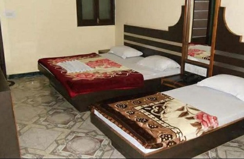 Rudraprayag Hotel | Hotel Pushpdeep Grand, Rudraprayāg
