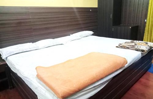 Bhubaneshwar House | Hotel #PVR# In Front Of Railway Station