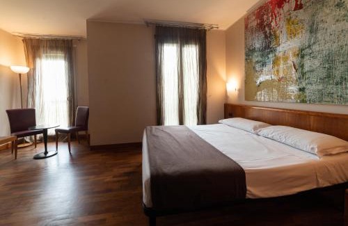 Sandrigo Hotel | HOTEL QUERINI Essential Business Hotel Sandrigo