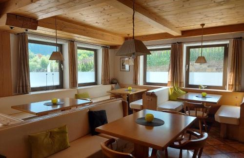 Madonna di Senales Hotel | Hotel Rainhof