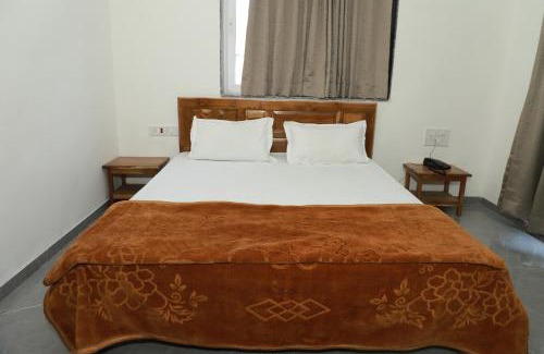 Rajgurunagar Hotel | Hotel Rajmahal Palace Bhimashankar pune