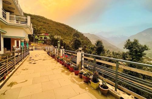 Guptkashi Hotel | Hotel Rajshree Palace
