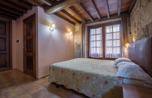 Roxos Hotel | Hotel Restaurante Asador de Roxos Casa de Albardonedo