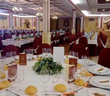 Corral de Almaguer House | Hotel Restaurante EL PATAS