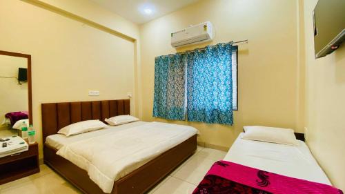 Omkareshwar Hotel | Hotel Rewanchal