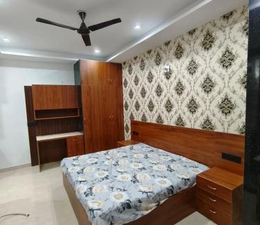 Tapovan Hotel | Hotel Rishikesh laxman jhula View By The Premium Villa
