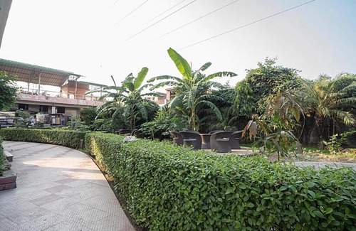 Mayapur Hotel | Hotel Riverview