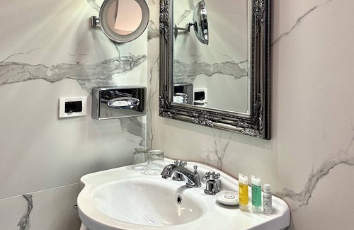 Roiano-Gretta-Barcola-Cologna-Scorcola Hotel | Hotel Riviera & Maximilians