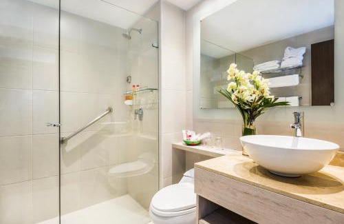 Financial District Hotel | Hotel Rosales Plaza