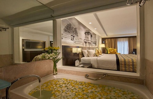 Domlur Hotel | Hotel Royal Orchid Bangalore