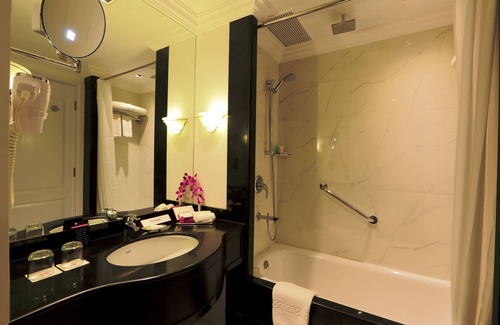 Domlur Hotel | Hotel Royal Orchid Bangalore
