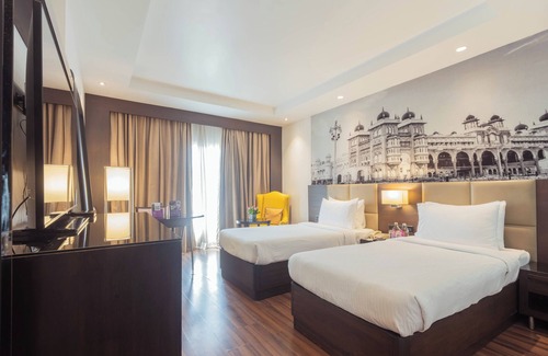 Domlur Hotel | Hotel Royal Orchid Bangalore