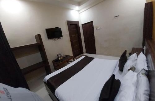 Shirdi Hotel | Hotel Sachidanand-Walkable distance from Temple