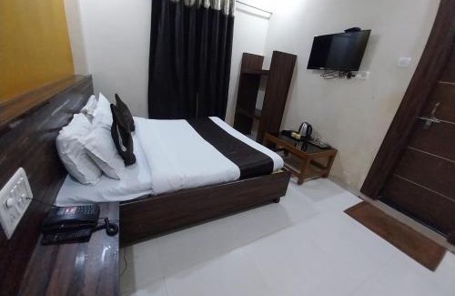 Shirdi Hotel | Hotel Sachidanand-Walkable distance from Temple