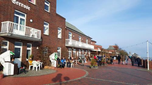 Innenhafen Hotel | Hotel Seerose