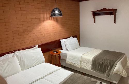 Quedas do Iguacu Hotel | Hotel Senador Distributed by Ameris - Quedas do Iguaçu - Paraná