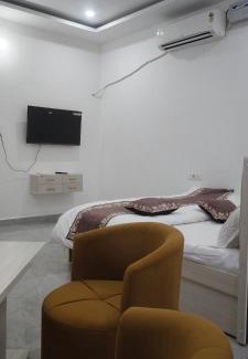 Ayodhya Hotel | Hotel Shree Ram palace ayodhya