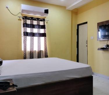 Bhubaneshwar Hotel | Hotel Shree Sai Guest House
