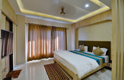 Maharana Pratap Nagar Hotel | Hotel Signetic Blue