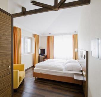 Hoehr-Grenzhausen Hotel | Hotel Silicium