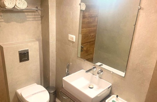Bilaspur Hotel | Hotel Silver Oak