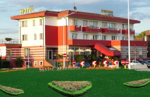 Casarsa della Delizia Hotel | Hotel Sporting