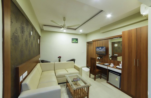 Guruvayur Hotel | Hotel Sreepathy Indraprastha