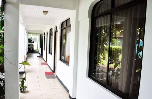 Guacimo Hotel | Hotel Tabacones