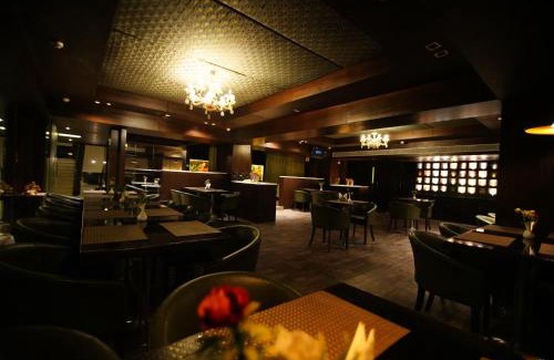 Raipur Hotel | Hotel The Golden Oak Central by Citrus Prime